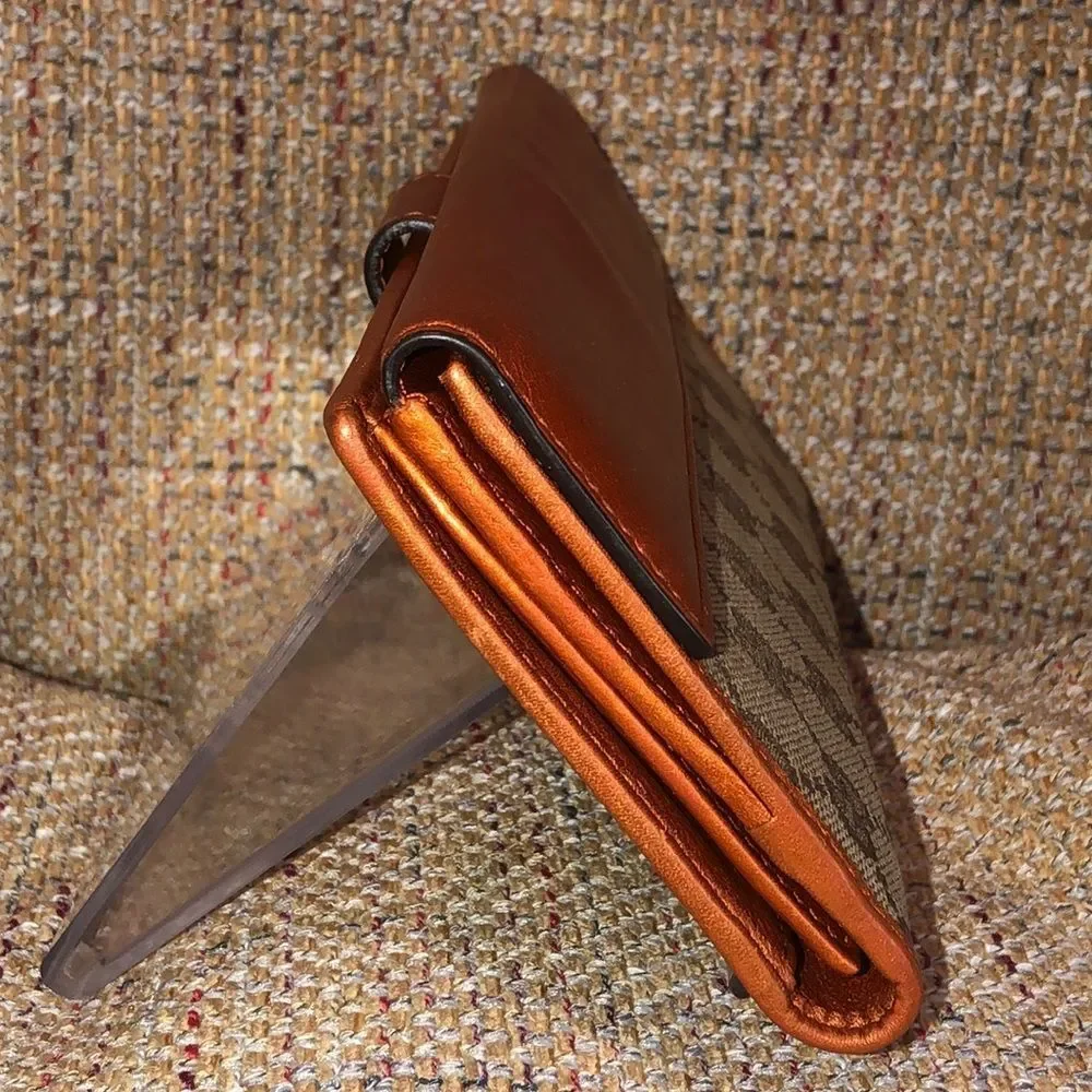 GUCCI GG Monogram Canvas & Leather Heart Clasp Full Length Continental Wallet